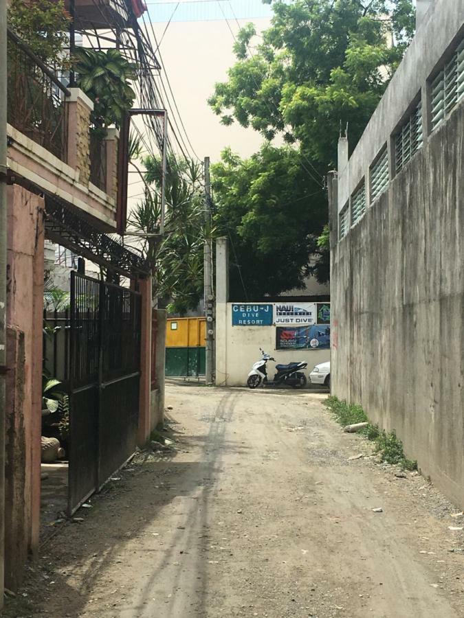 Joyful Island Hostel ماكتان المظهر الخارجي الصورة