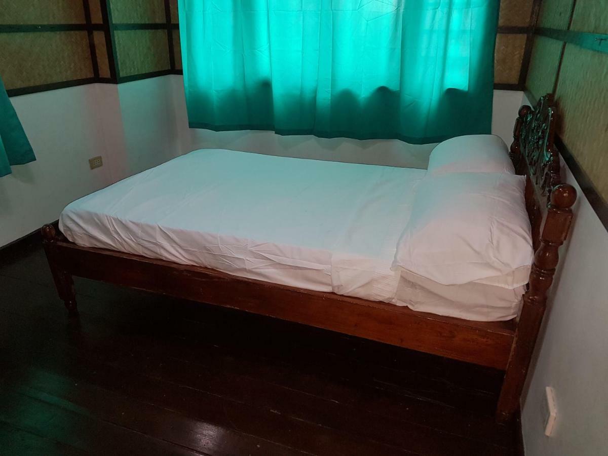 Joyful Island Hostel ماكتان المظهر الخارجي الصورة