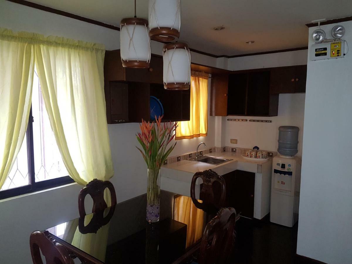 Joyful Island Hostel ماكتان المظهر الخارجي الصورة